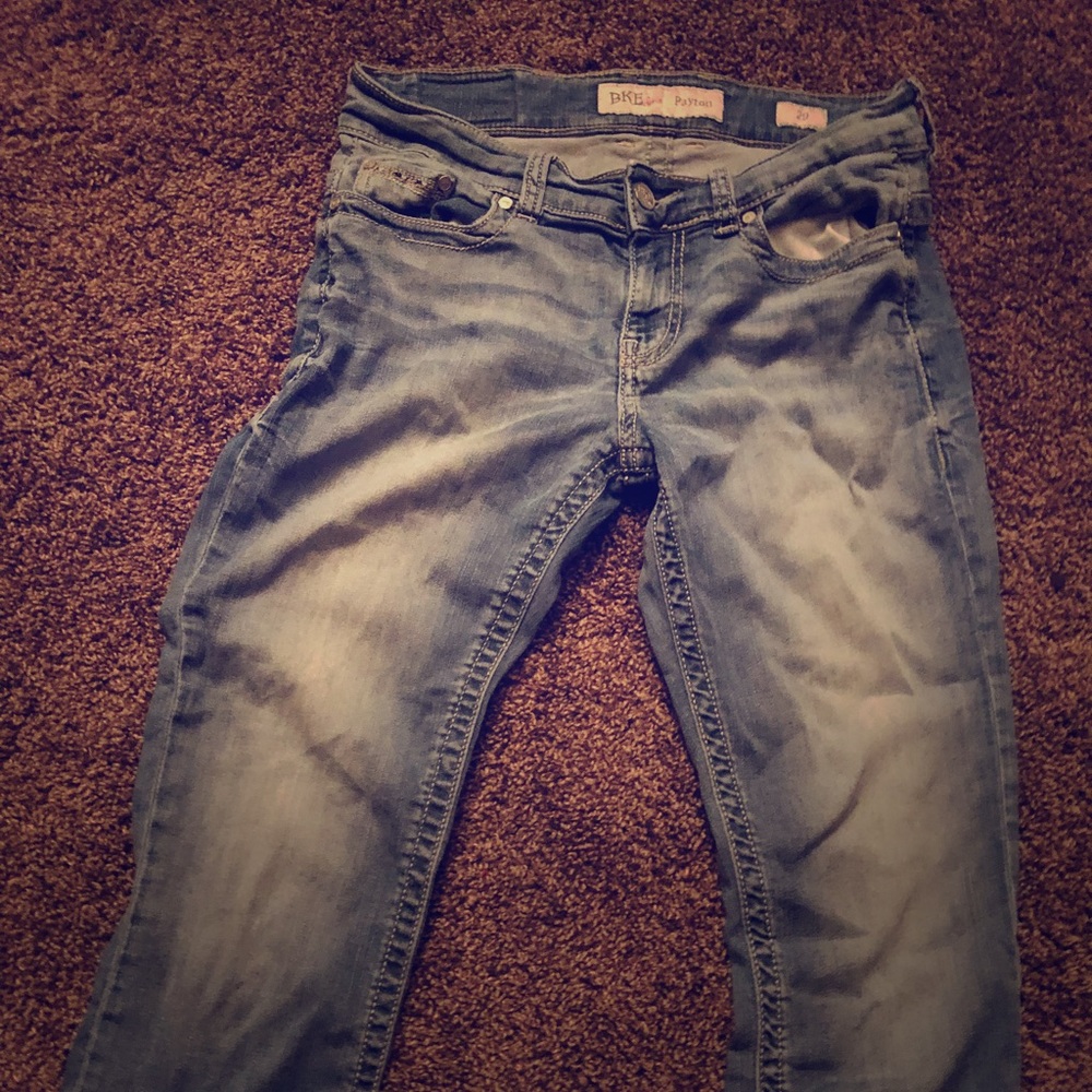 Capri Buckle Payton jeans